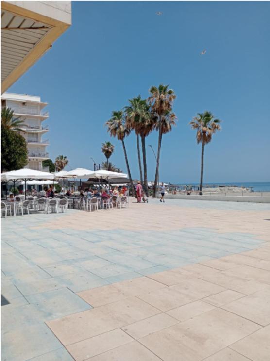 Beach Side Apartment -Estepona Bagian luar foto